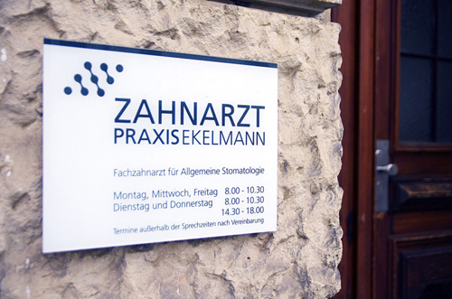 Zahnarztpraxis Ekelmann Schild